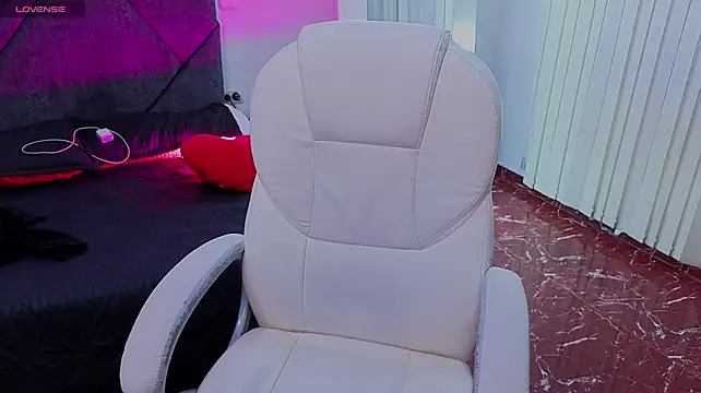 _sharlotte777 webcam