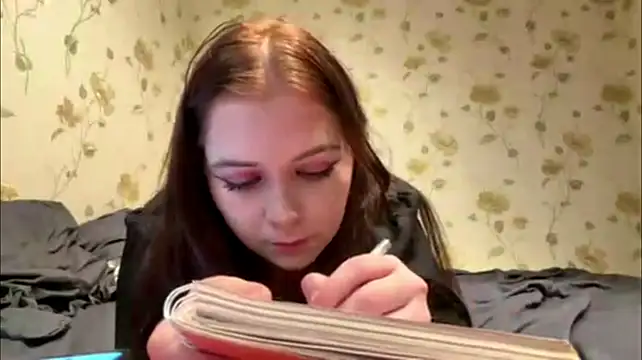 KariStpeters webcam