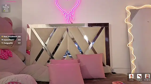 MILAH_TAY webcam