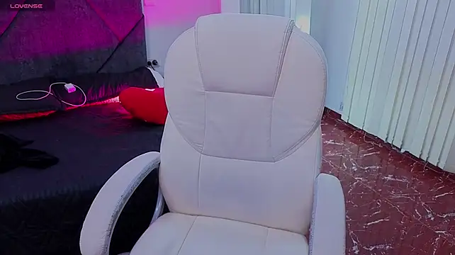 _sharlotte777 webcam