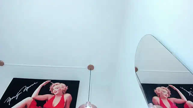 violet_giraldo webcam
