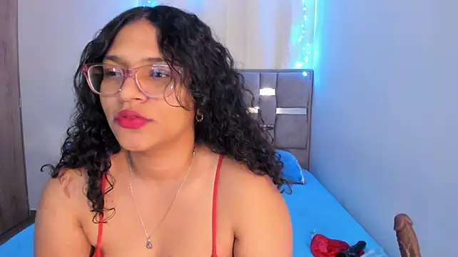 Vickyy30_