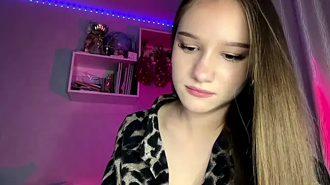 DonetteAlaya webcam