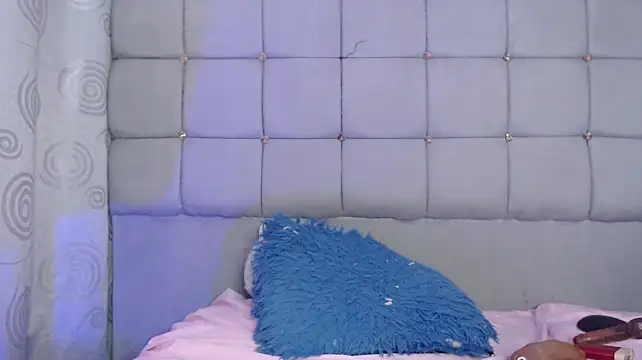 charlotte_brawn webcam