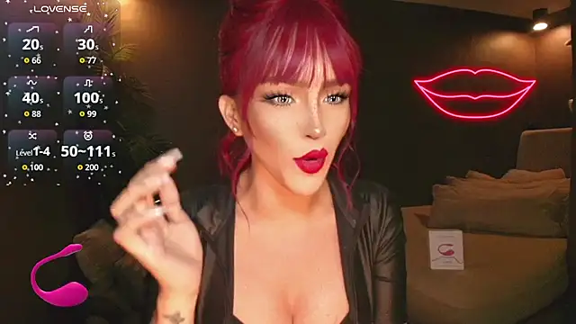 Model: GoddessaXX