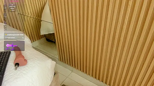 Lia_Montclair webcam