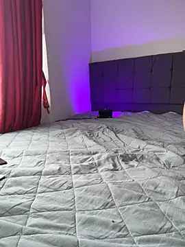 sarah_and_taylor webcam