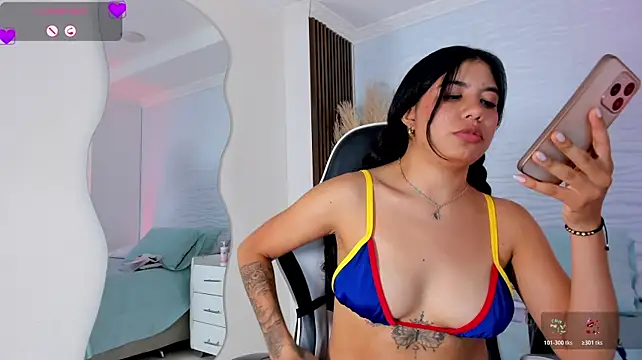 AylinLove_ webcam