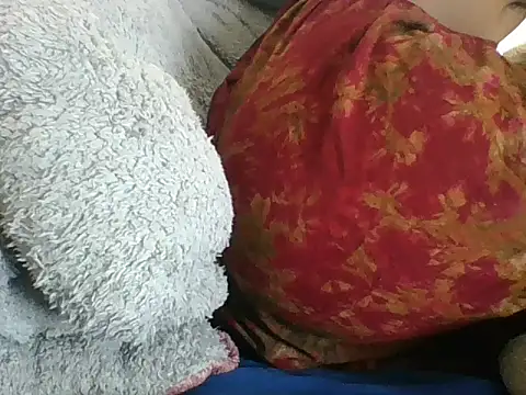 Naughtybadgal22 webcam