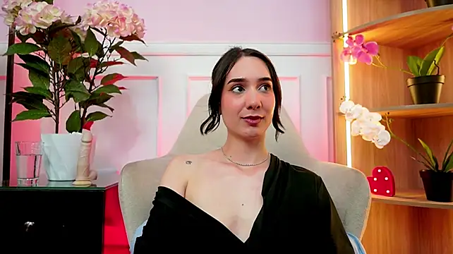 ZoeBelmont webcam