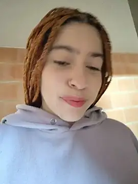 Stefany_lf webcam