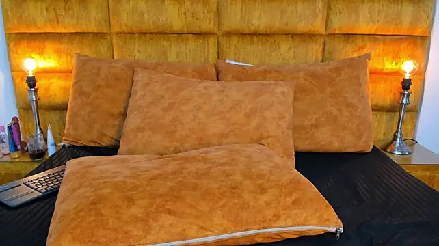 rihannarouse webcam