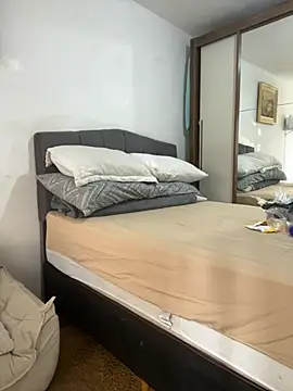 zamanthalamore webcam