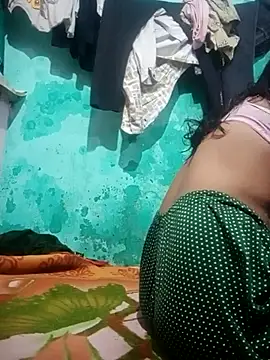 POOJASEXBHABHI webcam