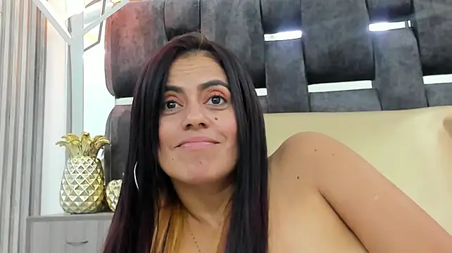 Adriana_Limma webcam