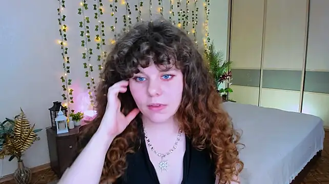 CurlyMagicc webcam