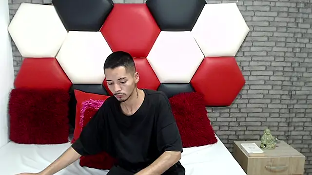 Thristan05 webcam