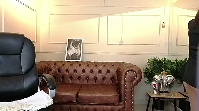 Miss_Tyka webcam
