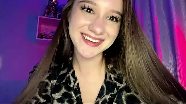 DonetteAlaya webcam