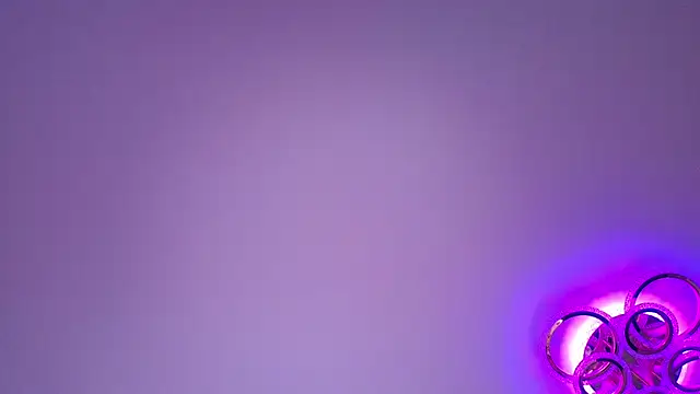 perrykitty (F teen) - Suck dildo