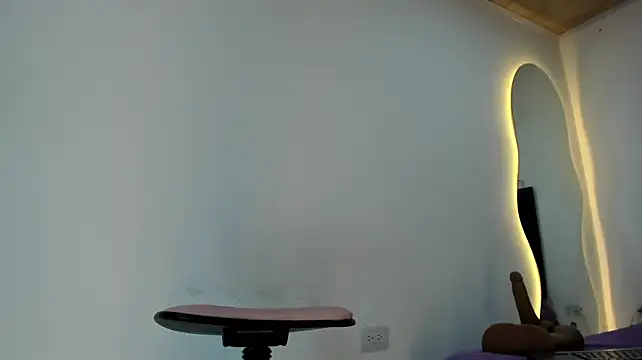 BustyGlow
