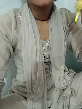 Hot_Riya_999