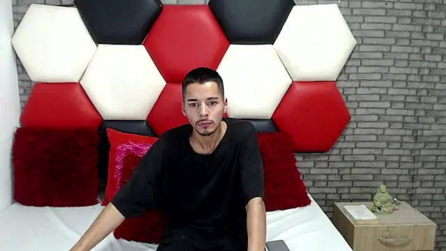 Thristan05 live cam preview