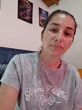 Lipzzy_sun20 live cam preview
