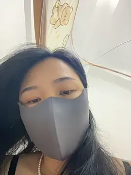 Nini_11 webcam
