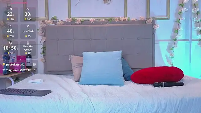 Mia_collins16 webcam