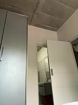 slimcateee webcam