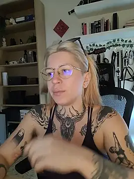 divine_eve webcam