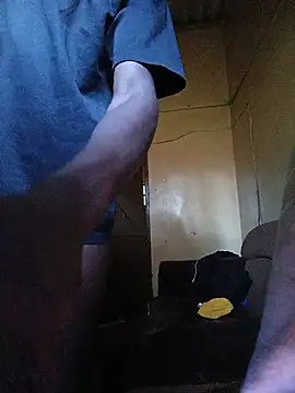 janvierer live cam on StripChat