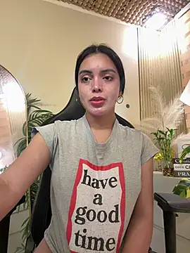 TS-SimplyTheBest live cam on StripChat