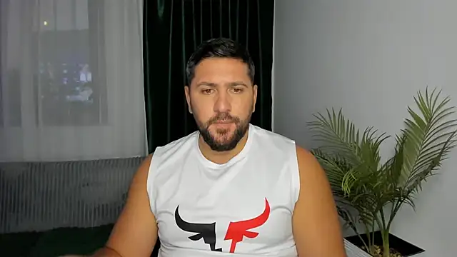 Gold_Alpha_Boy webcam