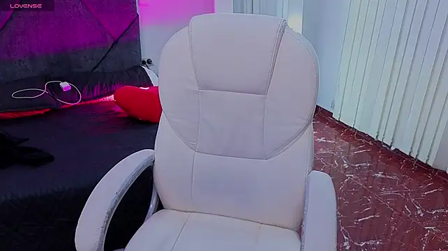 _sharlotte777 webcam