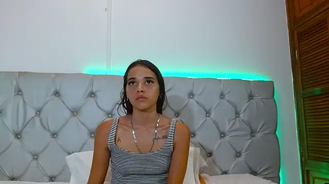 AmelieLaurentC webcam