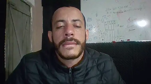 MachoScorpionCaralho live cam preview