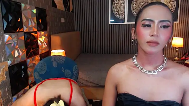 AudreyMilesTrans live cam preview