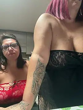 sinfulmarkedqueens (G milf) - Olio su tette cadenti di kate