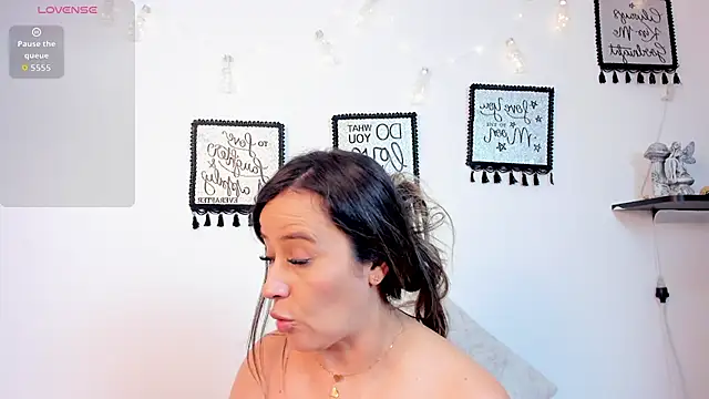 Susann_Ross webcam