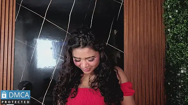 Leidy Morales live cam preview