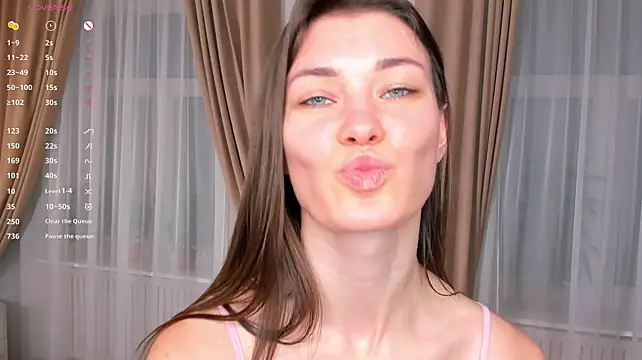 JulissaLipoma webcam
