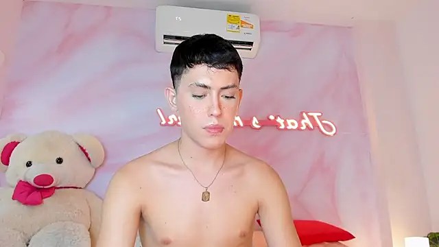 iam_caami_ (M twink) - massage my dick 😈🔥