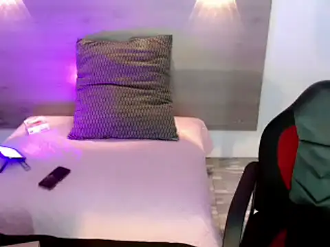 ashleysofiathenison (M young) - 2 cum in pvt