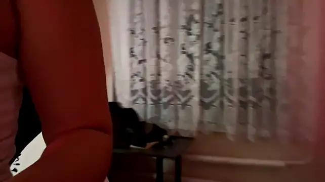 Lilit_shy webcam