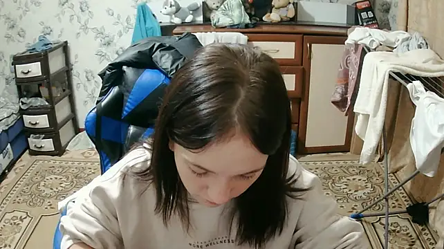 Showmyboobs webcam