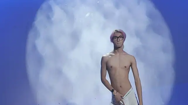 pg-000 (Ask my age) - 指定一人换上性感内裤舞蹈＋奖励转盘x3