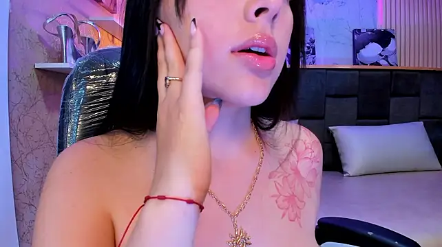 Alisontatcher webcam