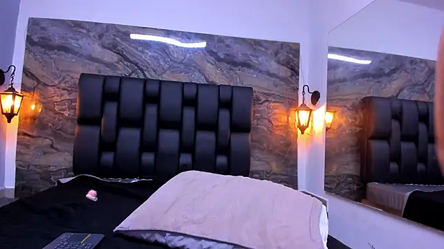 miaablondee_ webcam
